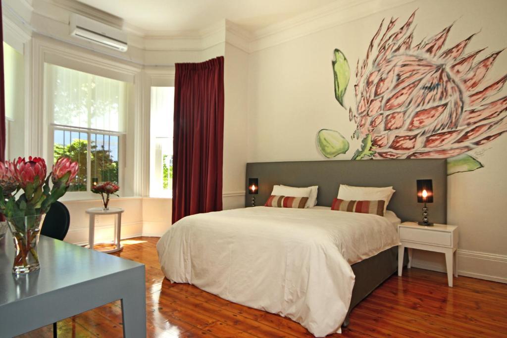 Nine Flowers Guest house Cape Town